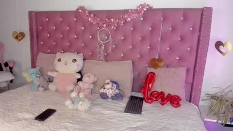 Jade online show from March 4, 2026, 8:59 pm