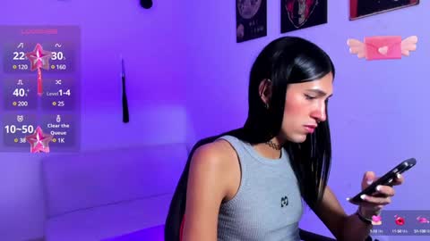 Snapshot of jadebenett chatting on December 21, 2024, 1:04 am Jade Benett online show from December 21, 2024, 1:04 am