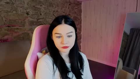 Jade online show from February 4, 2026, 8:31 am