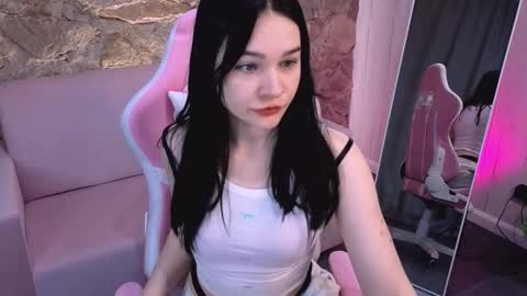 Jade online show from February 6, 2026, 8:40 am