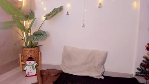 Snapshot of jadee__ chatting on December 19, 2024, 6:23 am jadee__ online show from December 19, 2024, 6:23 am