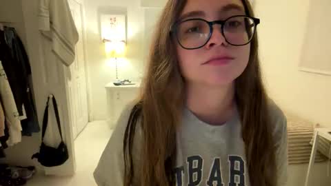 jademonroe0522 online show from December 4, 2025, 12:42 am