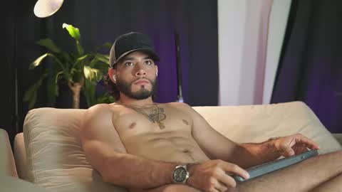 Snapshot of jadenfeynman chatting on March 22, 2026, 2:48 am Jaden Feynman online show from March 22, 2026, 2:48 am