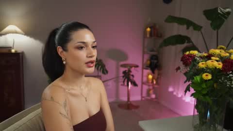 Snapshot of jadeperez_ chatting on November 8, 2025, 3:39 am Jade online show from November 8, 2025, 3:39 am