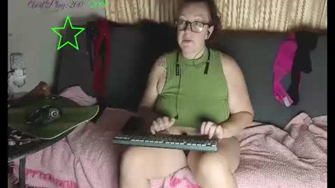 Jade Star online show from August 9, 2026, 11:42 pm