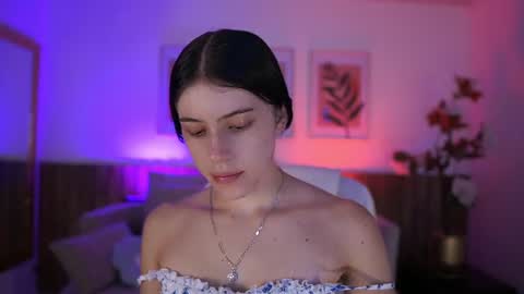 Jade Summer online show from July 24, 2026, 11:41 am
