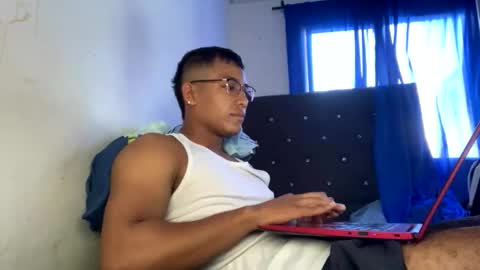 jairsalazar167 online show from January 18, 2026, 9:18 pm