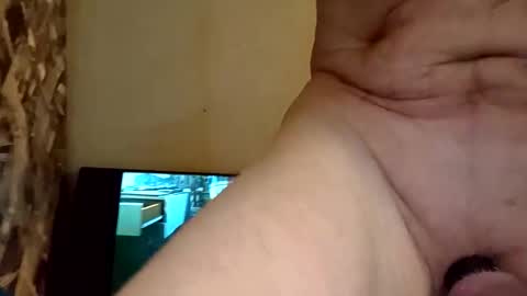 jakdaw55755515 online show from April 17, 2026, 3:37 pm