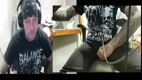 showingitoff online show from May 9, 2026, 4:28 am
