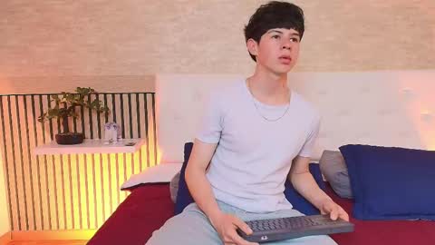 Jake online show from May 4, 2026, 3:35 am