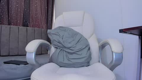 JAKE online show from January 21, 2025, 4:48 pm