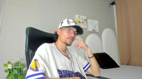 Jake  online show from May 25, 2026, 7:20 pm