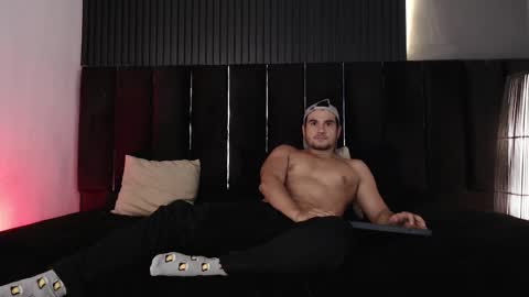 Snapshot of jake_muller1 chatting on October 31, 2025, 4:35 am Jake  online show from October 31, 2025, 4:35 am