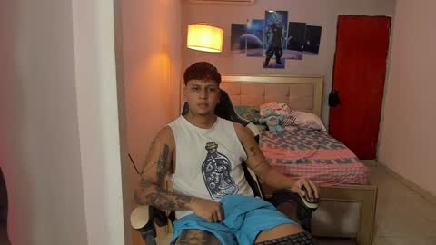 Snapshot of jake_pons chatting on December 29, 2024, 9:41 pm Jake Pons online show from December 29, 2024, 9:41 pm