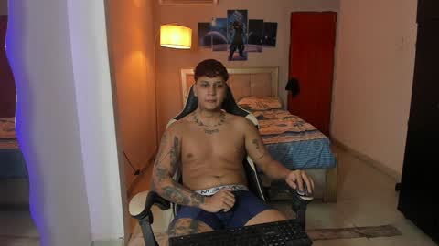 Snapshot of jake_pons chatting on January 8, 2025, 5:05 am Jake Pons online show from January 8, 2025, 5:05 am