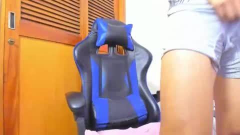 Hi guys im new 3 online show from January 27, 2025, 10:16 pm