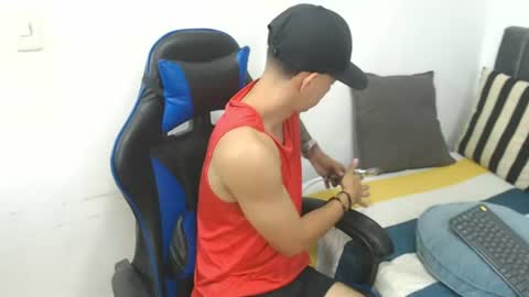 Hi guys im new 3 online show from June 18, 2026, 10:47 pm