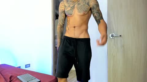 Santiago online show from February 5, 2025, 1:15 am