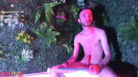 jakemagnus_ online show from January 17, 2025, 12:53 am