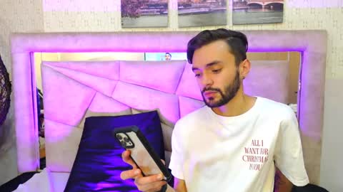 jakemagnus_ online show from February 2, 2025, 2:02 pm