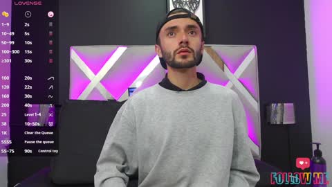 jakemagnus_ online show from February 3, 2025, 6:39 pm