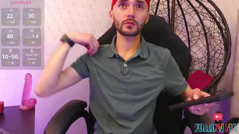jakemagnus_ online show from February 10, 2025, 6:45 pm