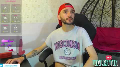 jakemagnus_ online show from February 16, 2025, 2:10 pm