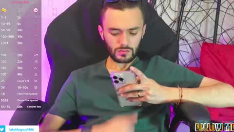 jakemagnus_ online show from February 27, 2025, 6:53 pm