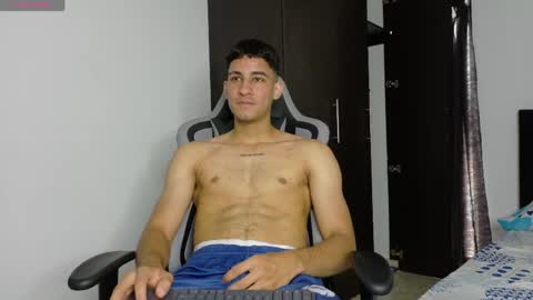 Snapshot of jakemonroe1 chatting on April 14, 2026, 2:56 pm JakeMonroe online show from April 14, 2026, 2:56 pm