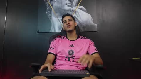 JakeMoxley online show from November 30, 2025, 9:41 pm