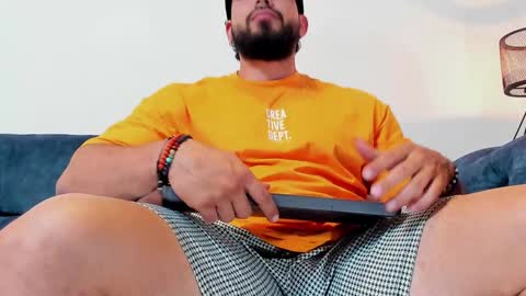 Snapshot of jakeskye chatting on January 14, 2025, 3:01 am JakeSkye online show from January 14, 2025, 3:01 am