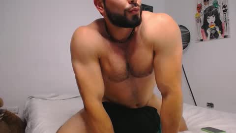 Snapshot of jakeskye chatting on October 22, 2025, 7:57 pm JakeSkye online show from October 22, 2025, 7:57 pm