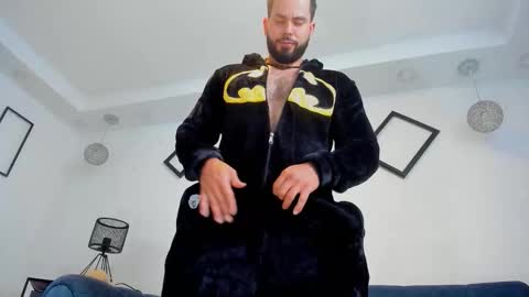 Snapshot of jakeskye chatting on October 31, 2025, 1:34 pm JakeSkye online show from October 31, 2025, 1:34 pm