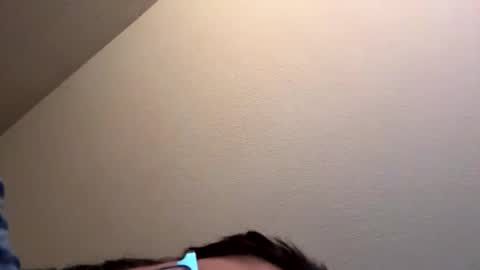 jakeslayz1 online show from November 9, 2025, 9:29 am