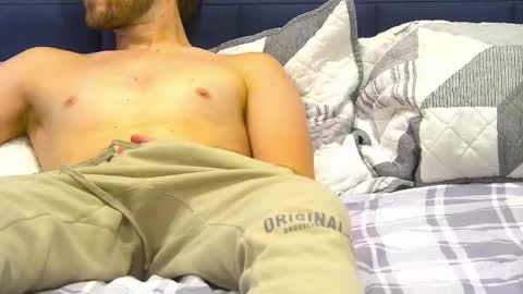 jakesnake442 online show from September 24, 2025, 4:27 am