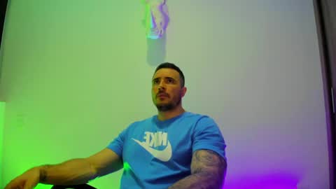 jakestone_1 online show from April 18, 2026, 7:18 pm