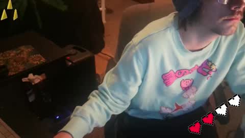 Snapshot of jakieepoo212 chatting on November 16, 2025, 5:18 pm Jakieepoo212 online show from November 16, 2025, 5:18 pm