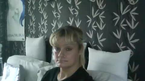 Snapshot of jakkilouise chatting on October 16, 2025, 12:39 pm JAKKI LOUISE pornstar online show from October 16, 2025, 12:39 pm