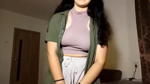 Lisa online show from September 18, 2025, 2:41 pm