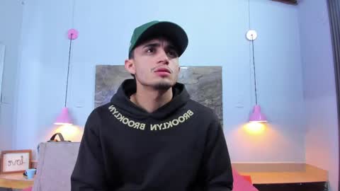 james_06_ online show from April 20, 2026, 11:35 am