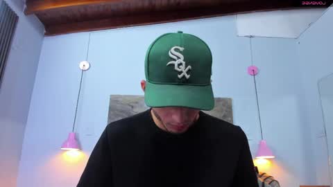james_06_ online show from April 27, 2026, 11:41 am
