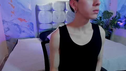 james_adamss_ online show from March 11, 2026, 4:18 am