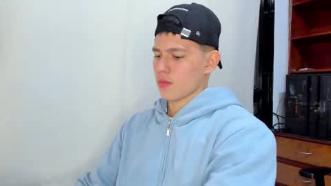 james_cr online show from February 12, 2025, 4:44 am