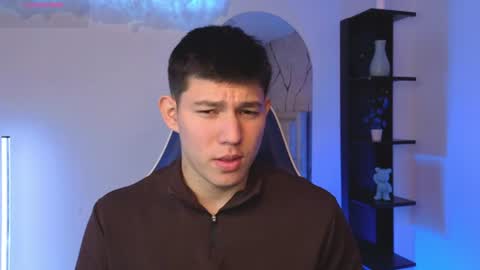 james_cr online show from June 17, 2026, 12:40 pm