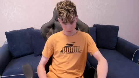 James online show from November 12, 2025, 7:35 pm