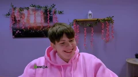 james_monkey online show from February 7, 2026, 10:52 am