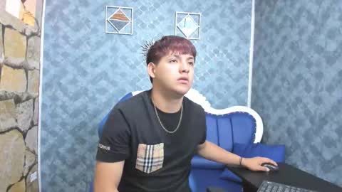 james_pettrova online show from February 16, 2026, 1:07 pm