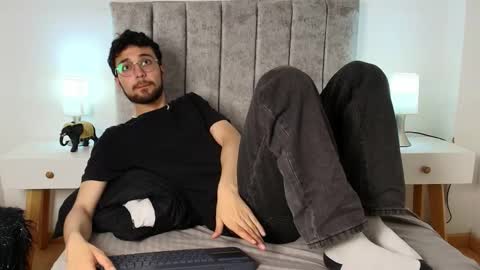 James Potter  online show from February 3, 2026, 6:35 pm