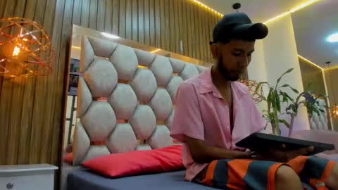 James Walsh online show from February 1, 2026, 7:56 pm