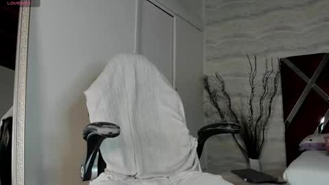 jamesdekker online show from September 25, 2025, 8:56 pm